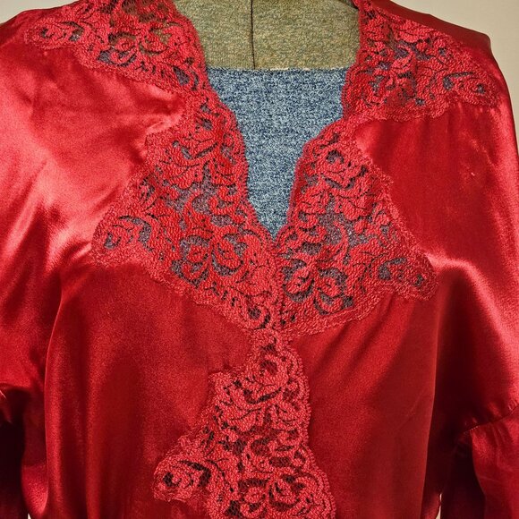 Victoria Secret Wrap Robe Womens Size Small Red Satin Lace Trim Belt Short - Picture 8 of 9